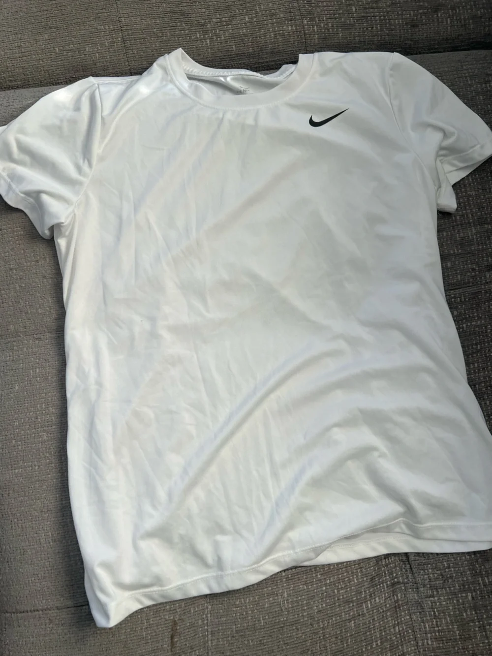 Nike athletic performance t-shirt  k25